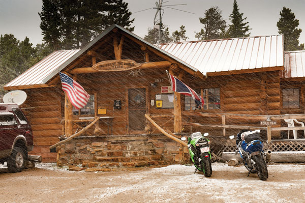Beartooth Highway | Top of the World Store