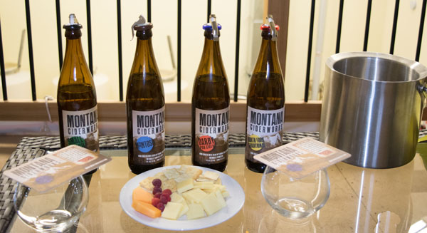 Lee McAlpine sets up an intimate tasting at Montana Ciderworks