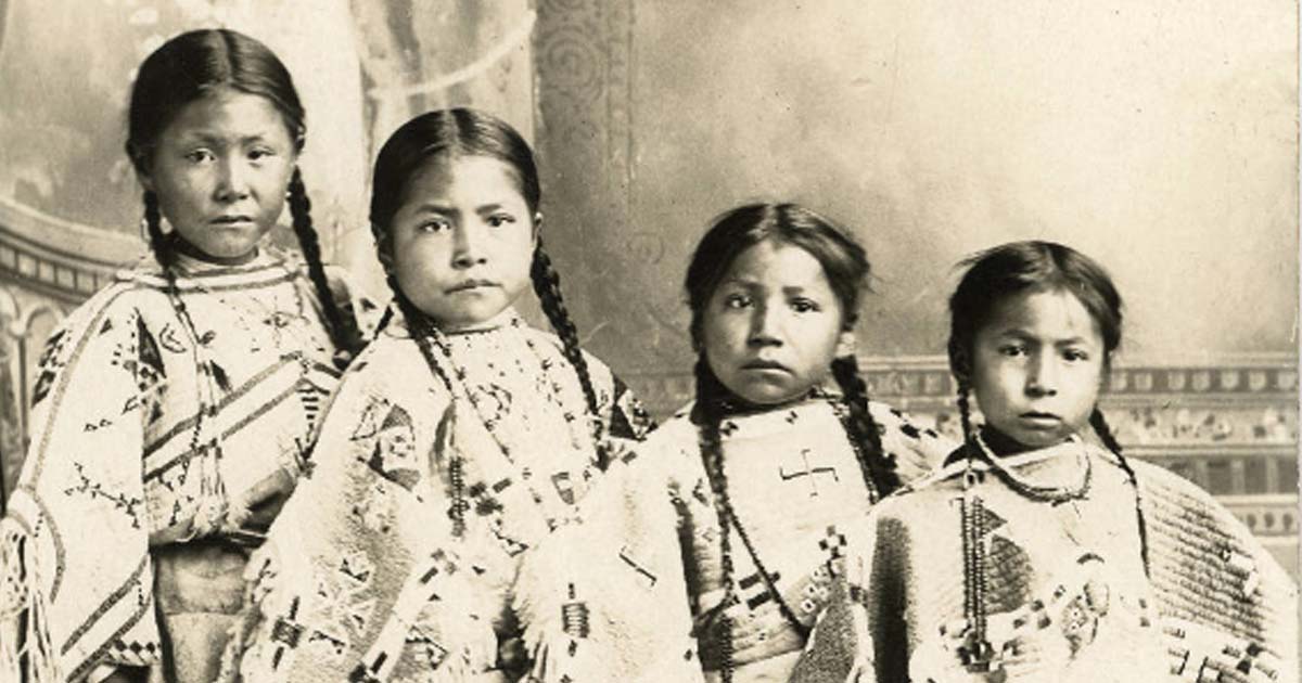 Four Unidentified Crow Indian Girls