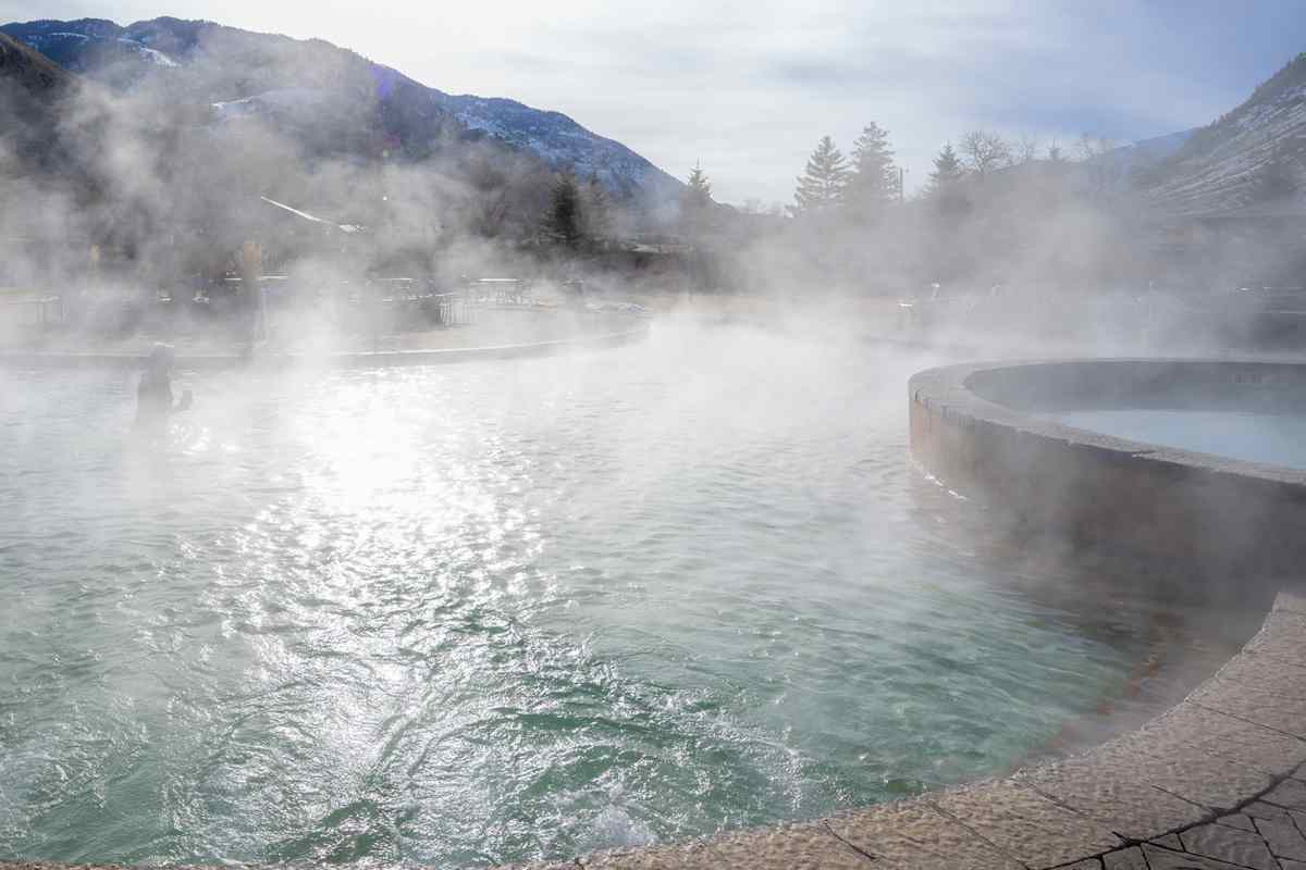 Yellowstone Hot Springs