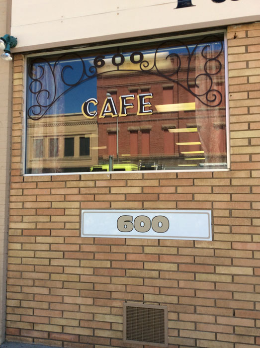 600 Café