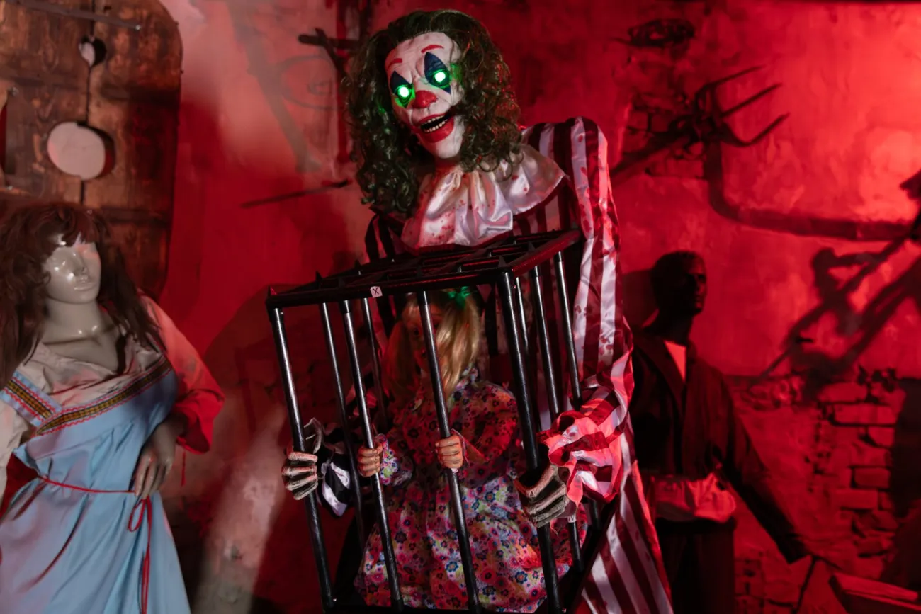 Terror on the Track Haunted Depot Experience, Hardin