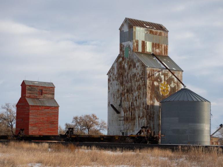 Zurich, MT Grain elevators