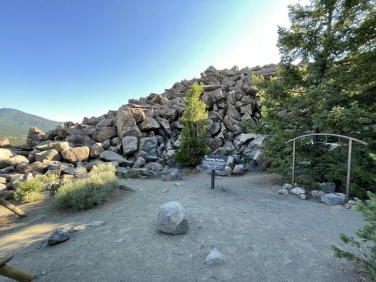 Ringing Rocks