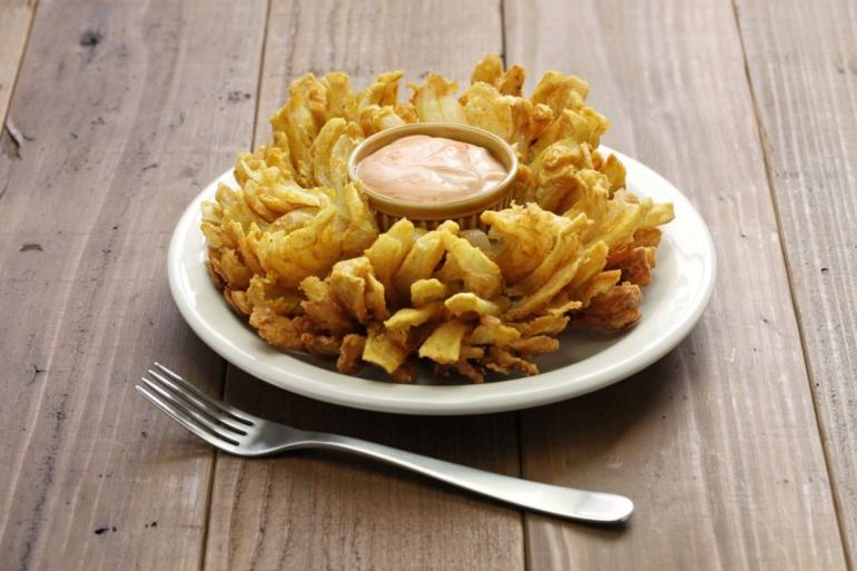 Blooming onion