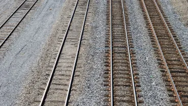tracks