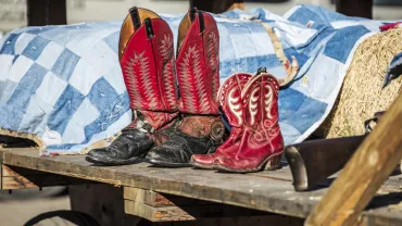 Diamonds, Denim $ Dolly Ladies Night Out, Glendive