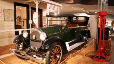 Homestead Holiday - Museum of the Rockies, Bozeman