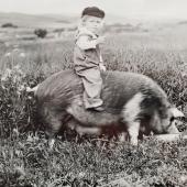 Foster Tusler riding a future ham