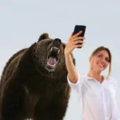 grizzly selfie